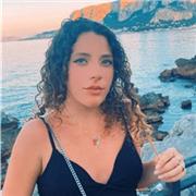 Sono diplomata al liceo scientifico e studio all’università